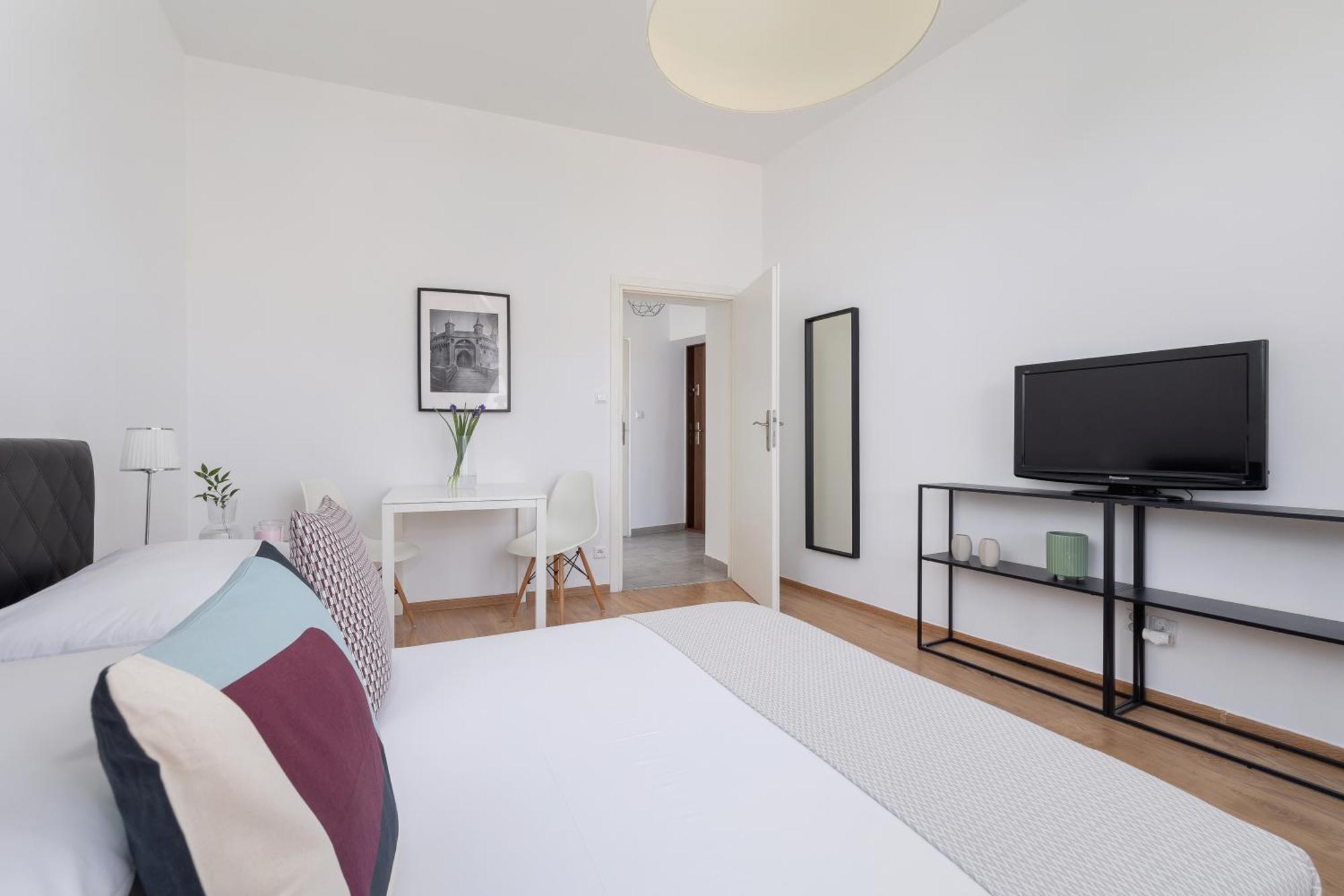 קרקוב 1-Bedroom Apartment - Dluga 65 Street מראה חיצוני תמונה