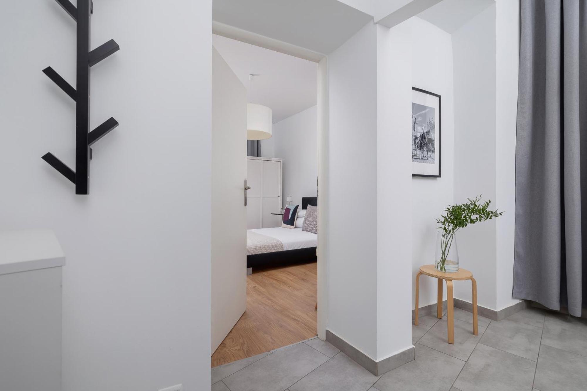 קרקוב 1-Bedroom Apartment - Dluga 65 Street מראה חיצוני תמונה
